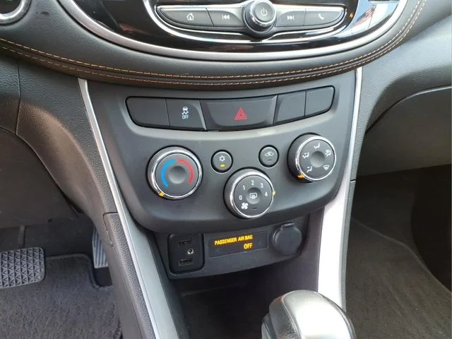 Used 2022 Gray Chevrolet LT image 27