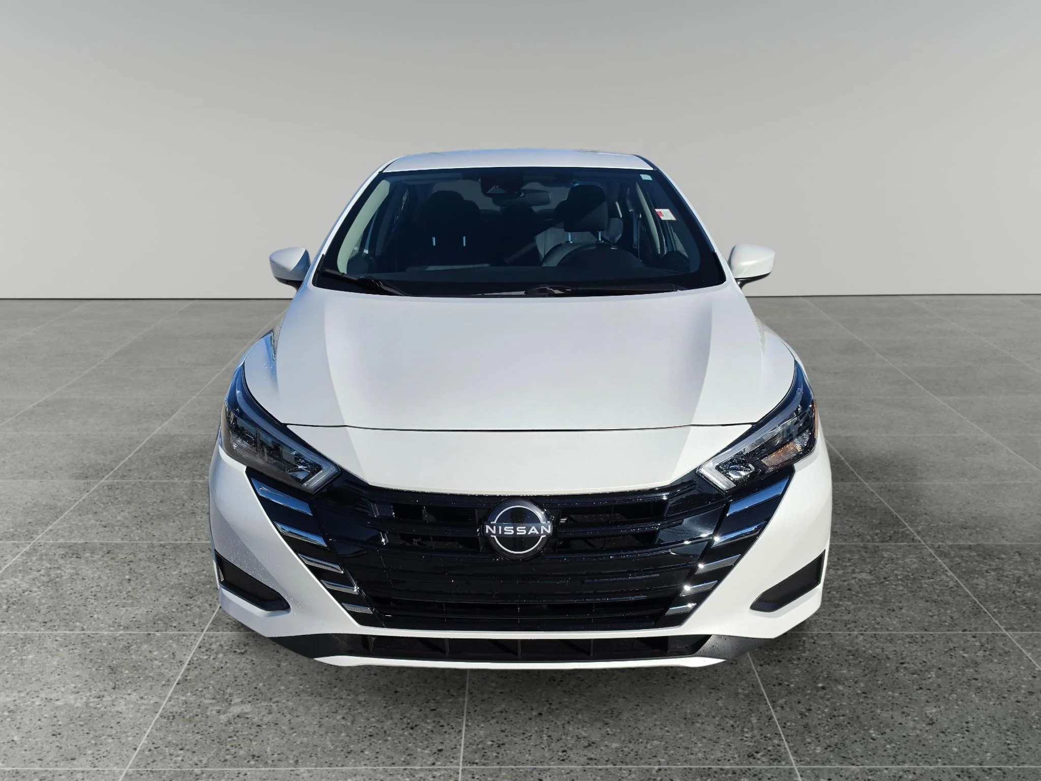Used 2025 Aspen White Tricoat Nissan SV image 9