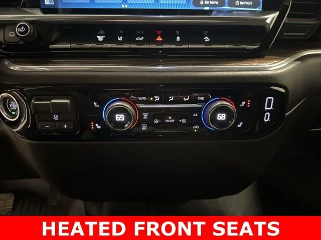 Used 2025 Summit White Chevrolet LT image 26