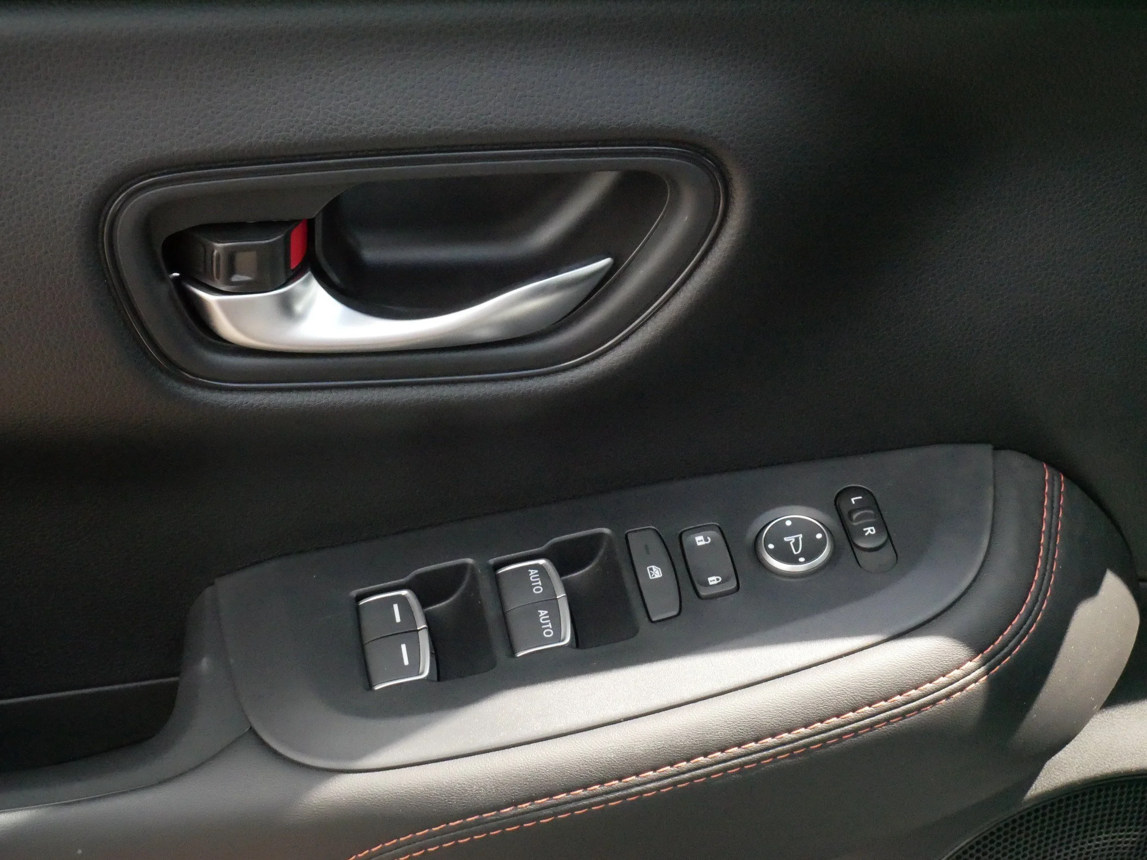2026 Honda HR-V Sport - Photo 19