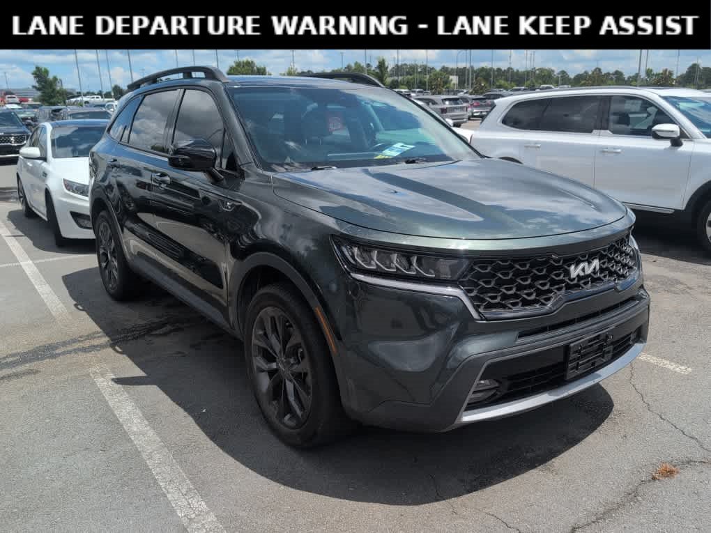 Used 2022 Aruba Green Kia X-Line EX image 3