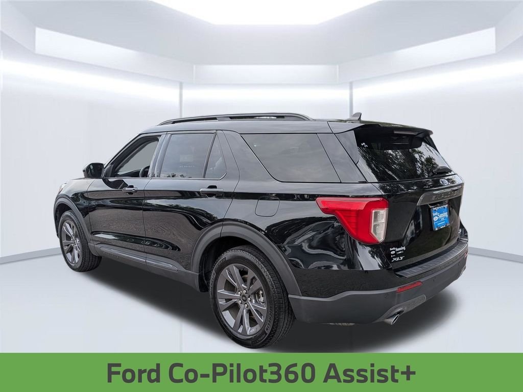 Used 2023 Black Metallic Ford XLT image 3