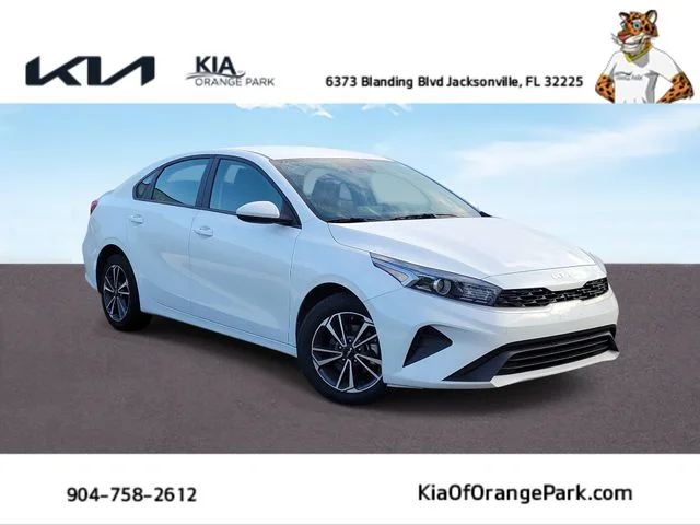 Used 2024 White Kia LXS image 1
