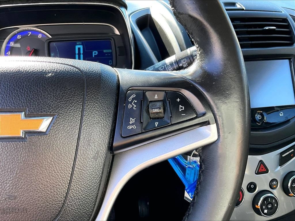Used 2015 BRILLIANT BLUE METALLIC Chevrolet LT image 23