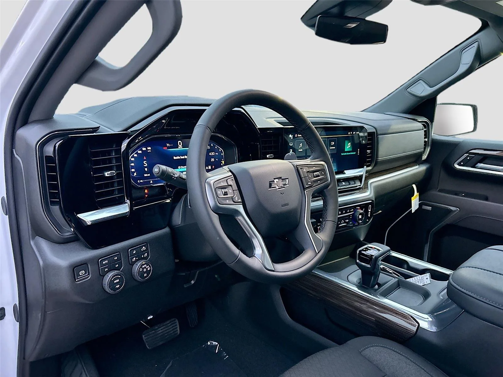 2026 Chevrolet Silverado 1500 RST - Photo 9