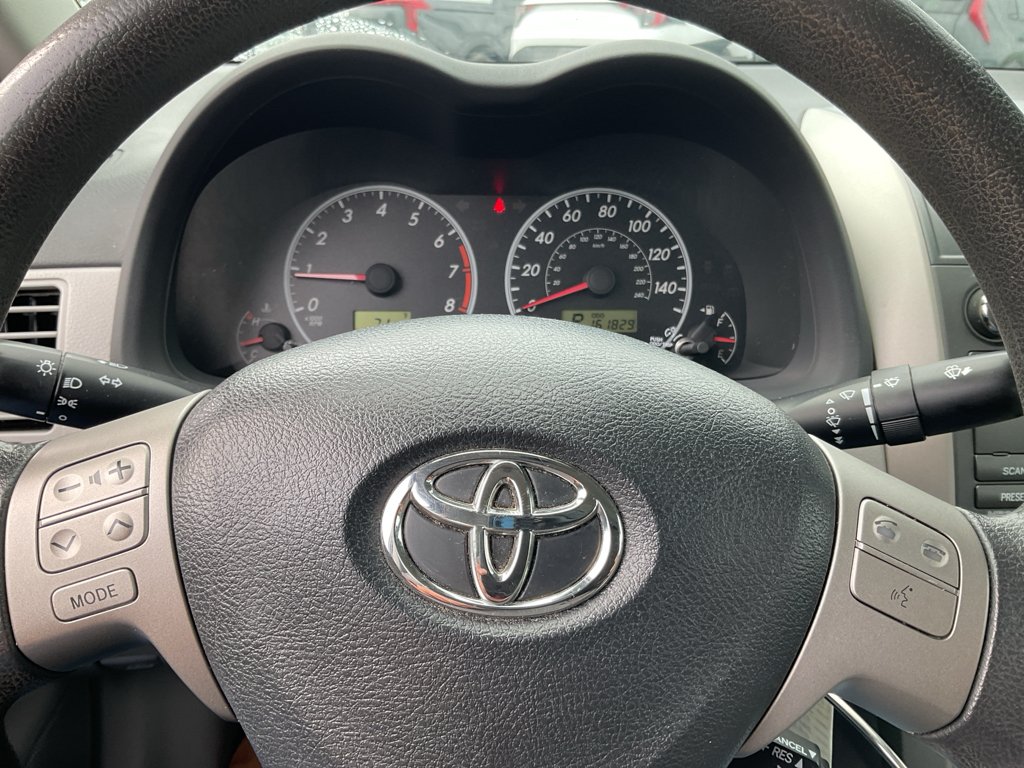 Used 2011 Magnetic Gray Metallic Toyota LE image 19