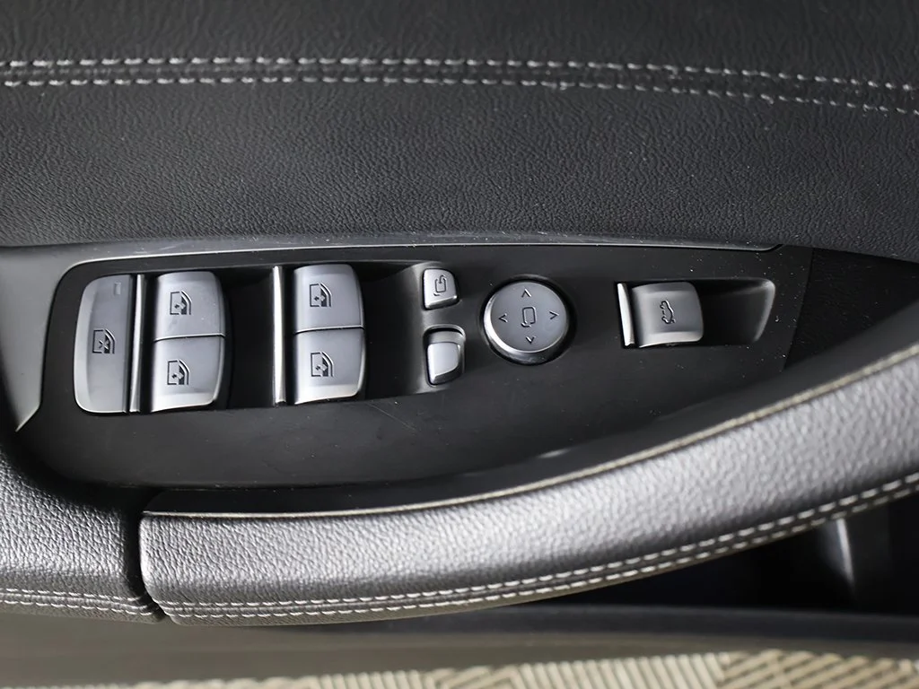 Used 2021 Black BMW M40i image 41