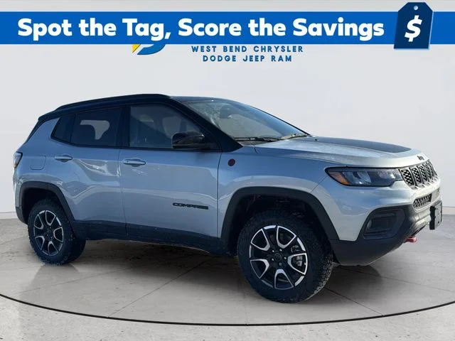 New 2026 Silver Zynith Metallic Clear-Coat Exterior Paint Jeep Trailhawk image 7