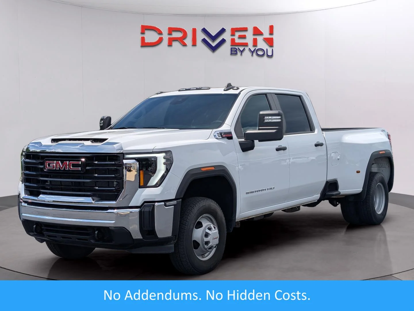 Used 2024 Summit White GMC Pro DRW image 1