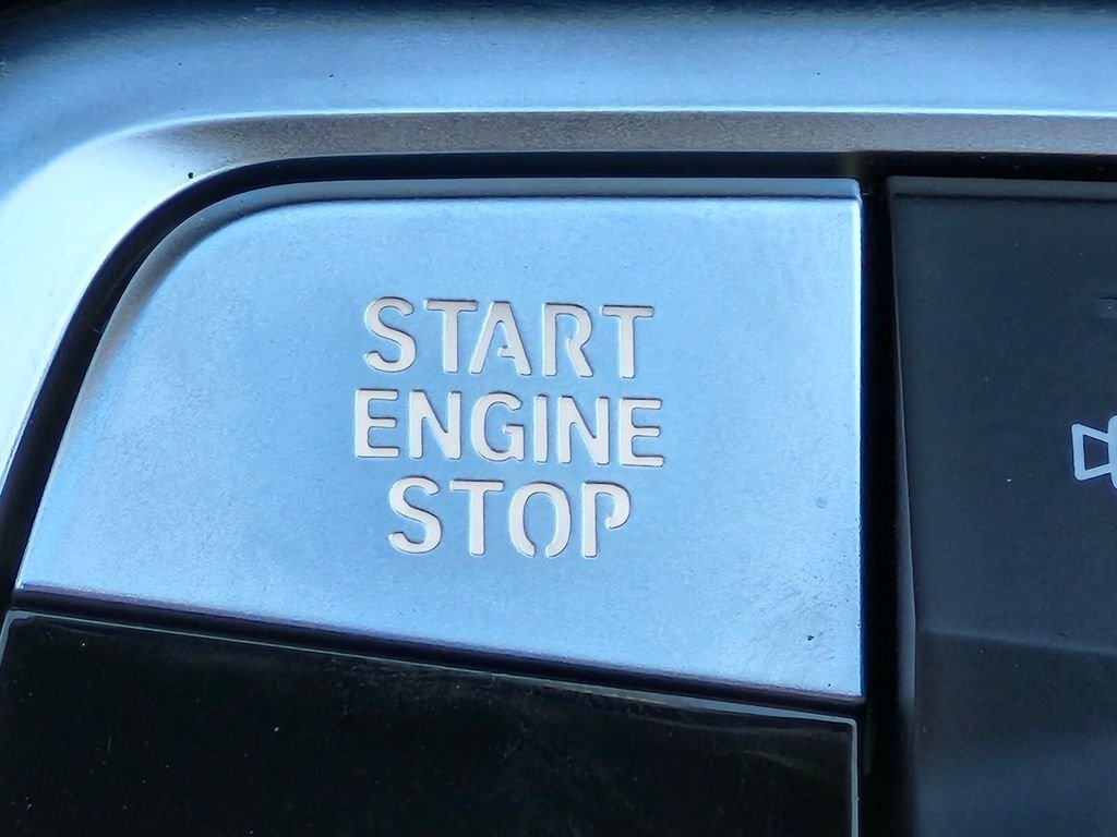 New 2027 Gray BMW xDrive28i image 23