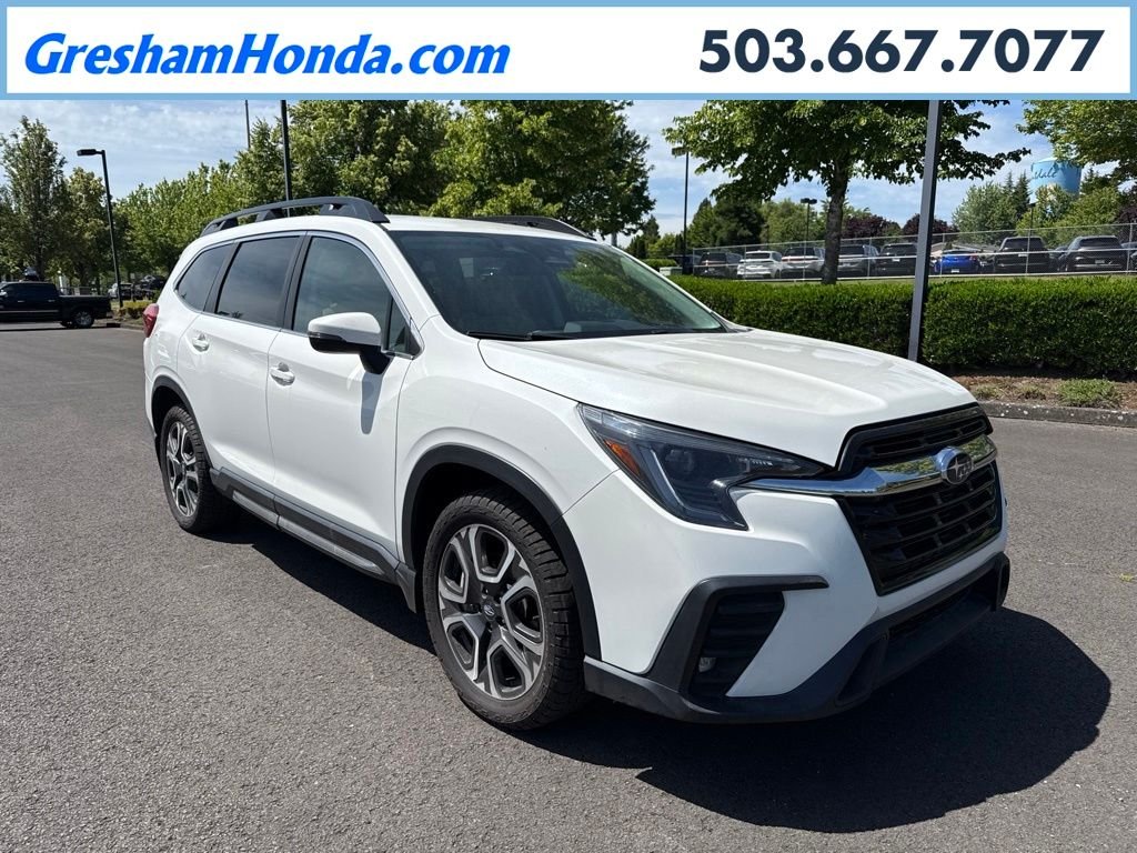 Used 2023 Crystal White Pearl Subaru Limited image 1