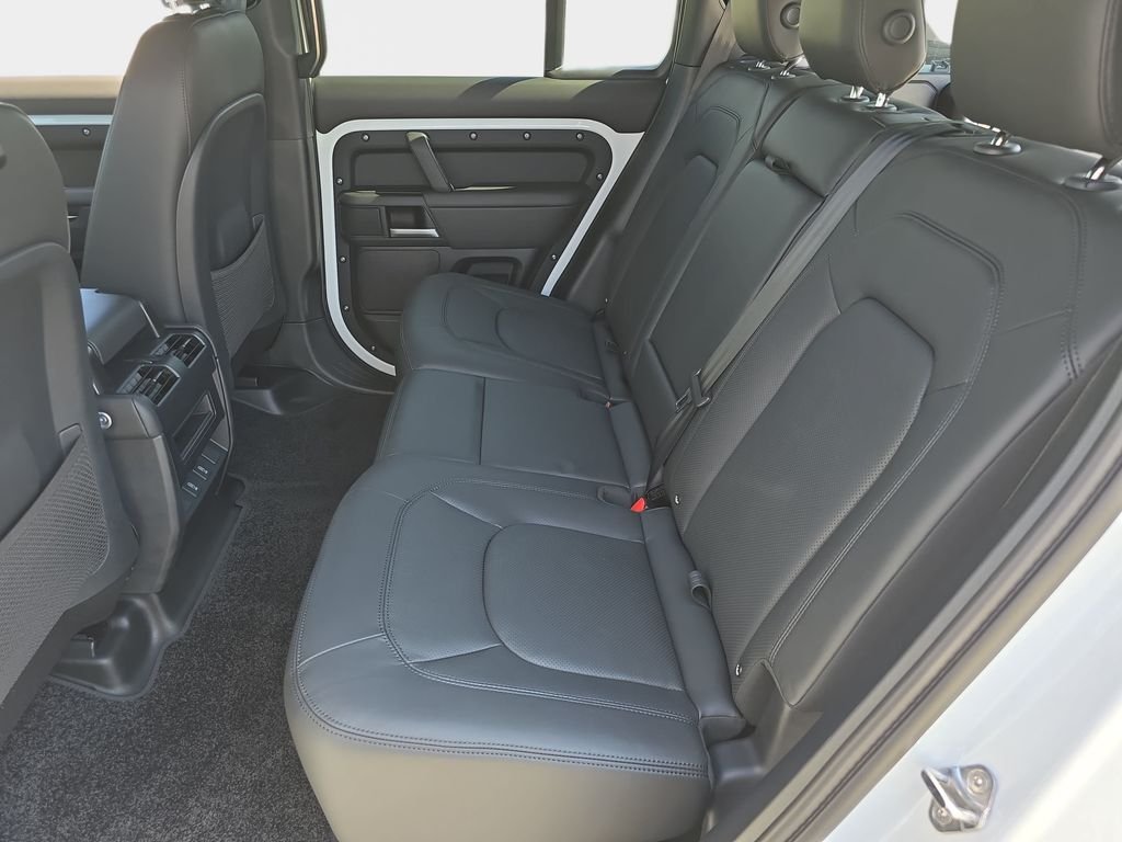 New 2026 Fuji White Land Rover S image 15