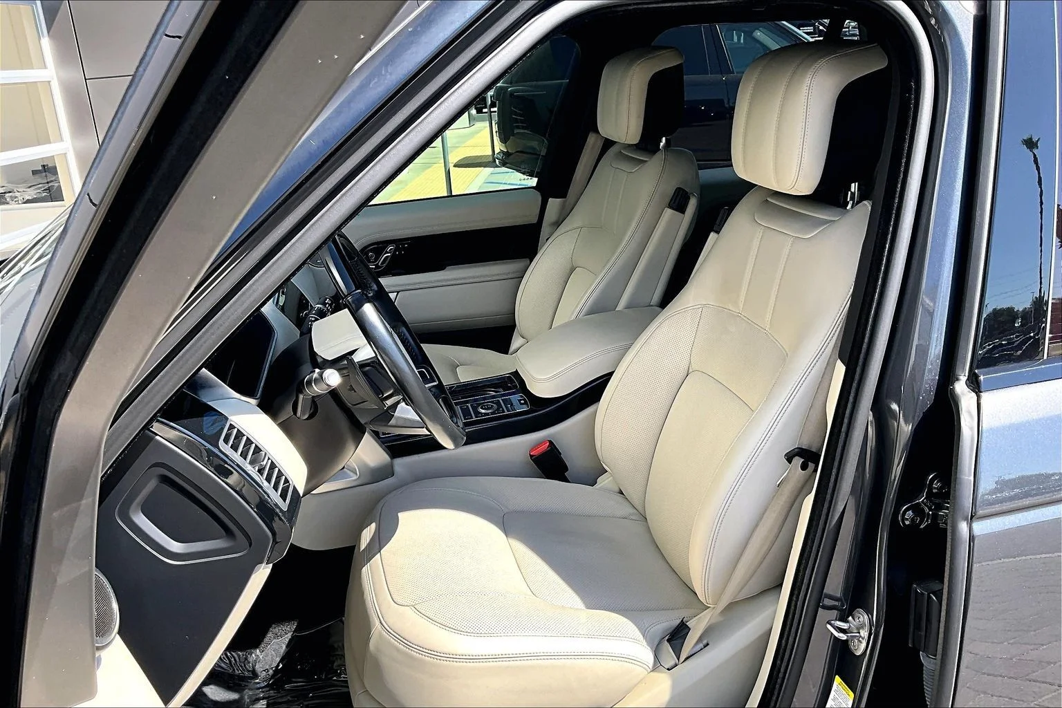 Certified Used 2022 Gray Land Rover Westminster image 25