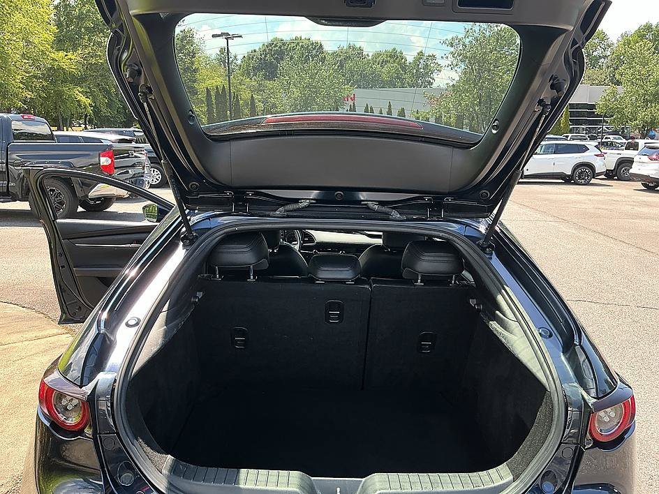 Used 2019 Deep Crystal Blue Mica Mazda Base image 25