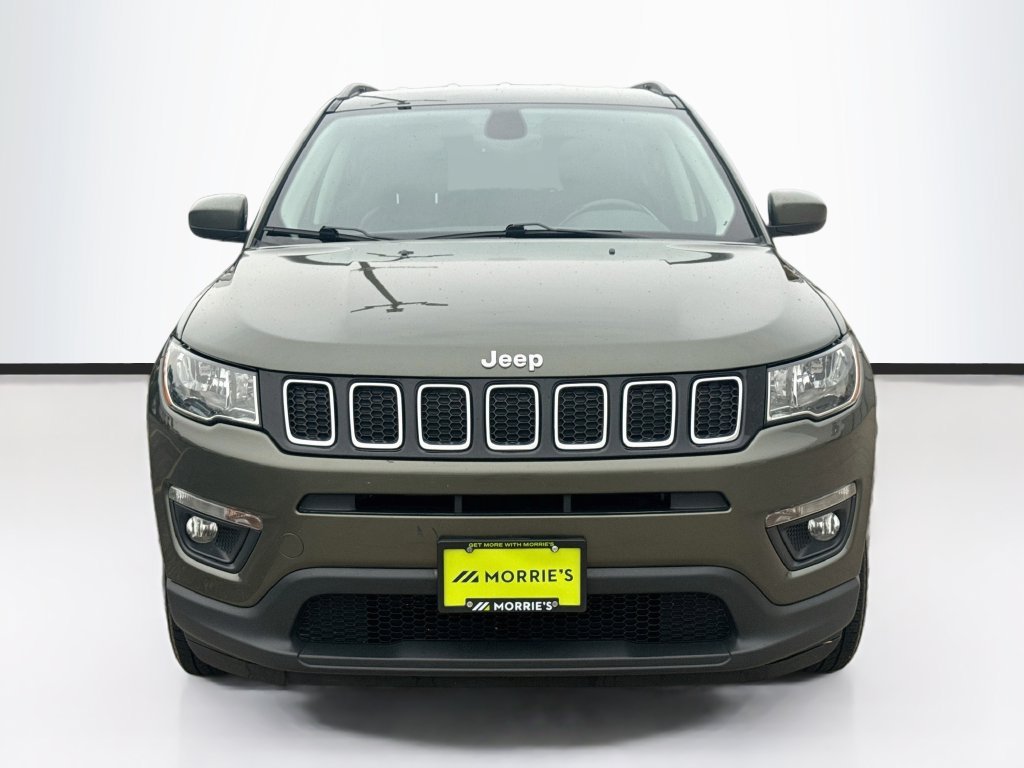 Used 2018 Jeep Compass Latitude with VIN 3C4NJDBB2JT191837 for sale in West Salem, WI