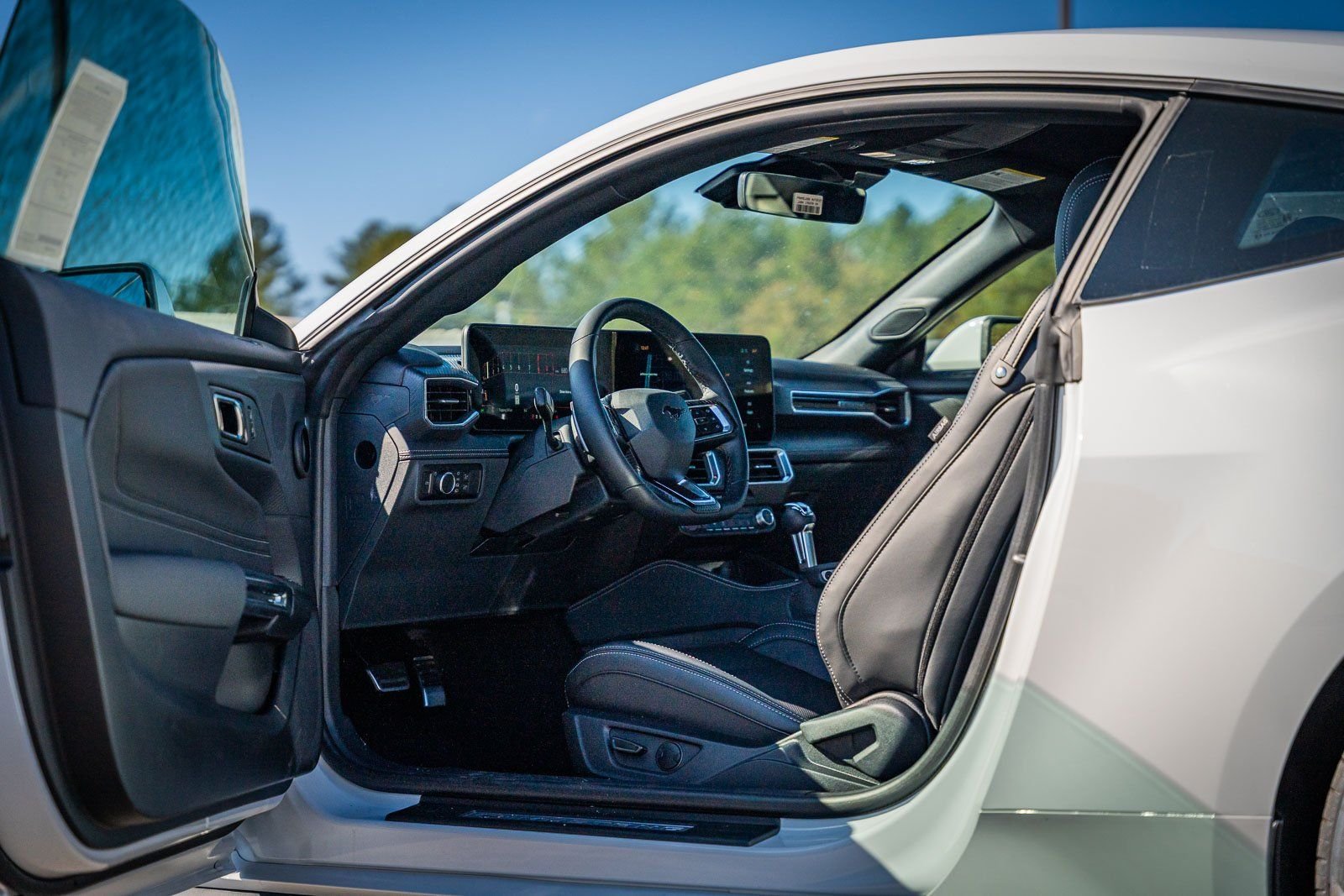 2025 Ford Mustang GT Premium Fastback - Photo 16