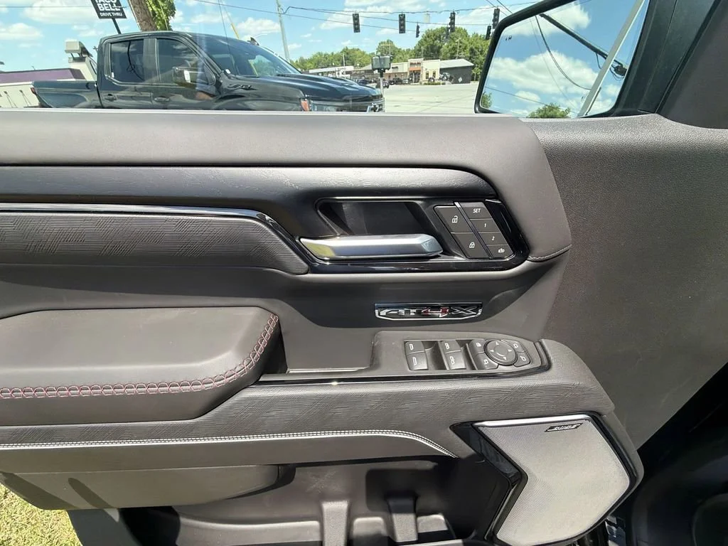 New 2026 Onyx Black GMC AT4X image 18