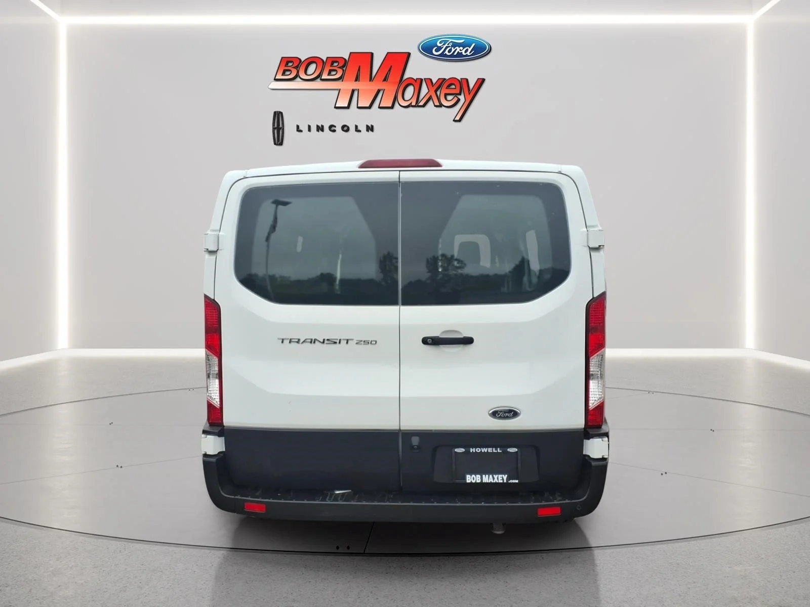 Used 2019 Oxford White Ford Base image 6