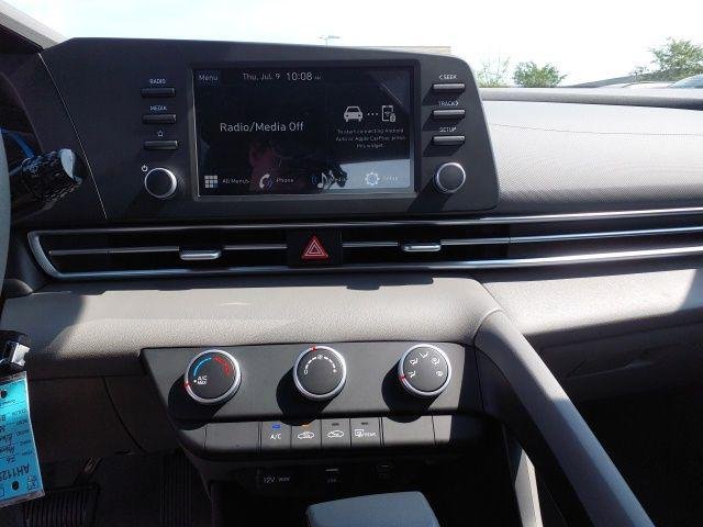 New 2026 Abyss Black Hyundai SE image 19