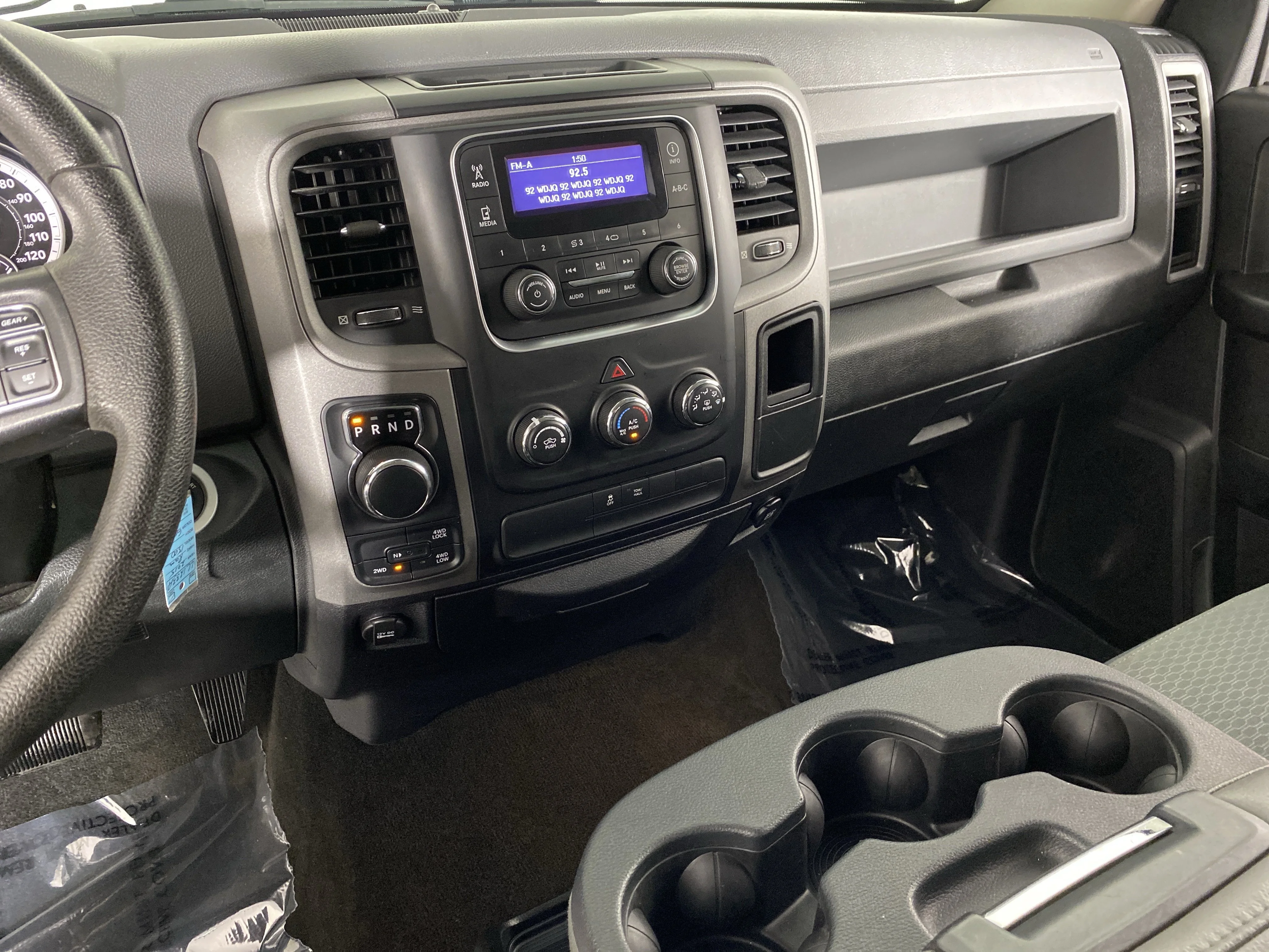 Used 2015 Granite Crystal Metallic Clearcoat Ram Express image 22