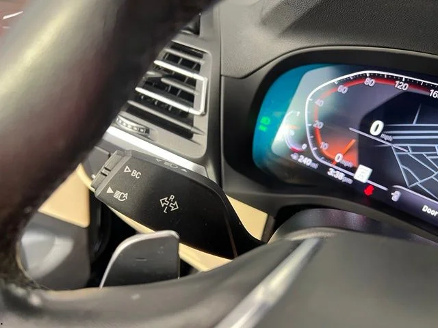 Used 2022 Black BMW sDrive30i image 29