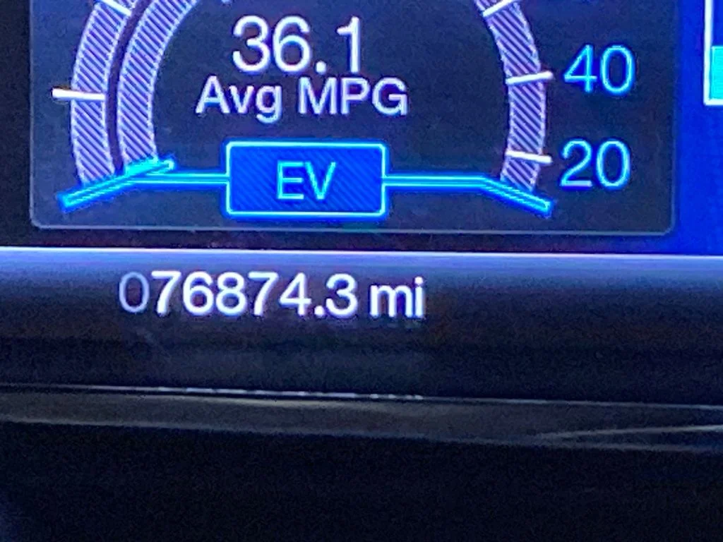 Used 2014 Silver Lincoln Base image 18