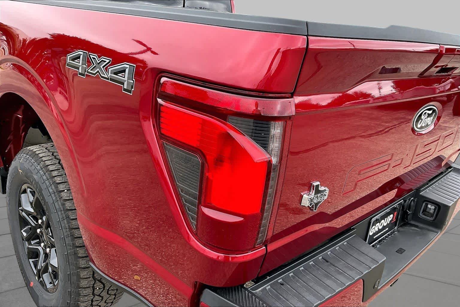 New 2026 Ruby Red Metallic Tinted Clearcoat Ford XLT image 14