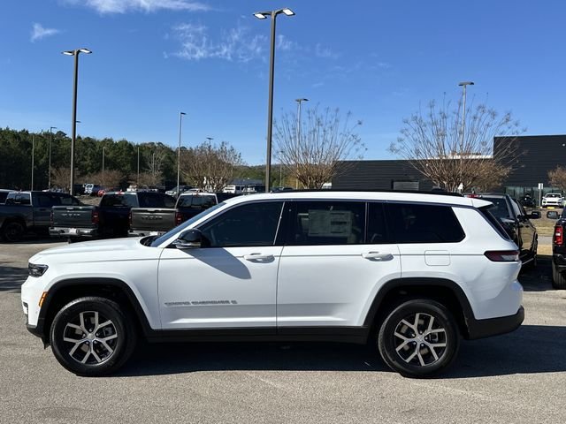 New 2025 White Jeep Limited image 4