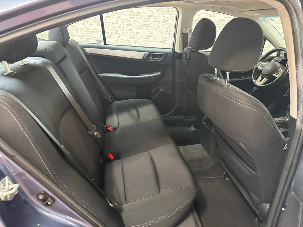 Used 2015 Twilight Blue Metallic Subaru 2.5i image 12