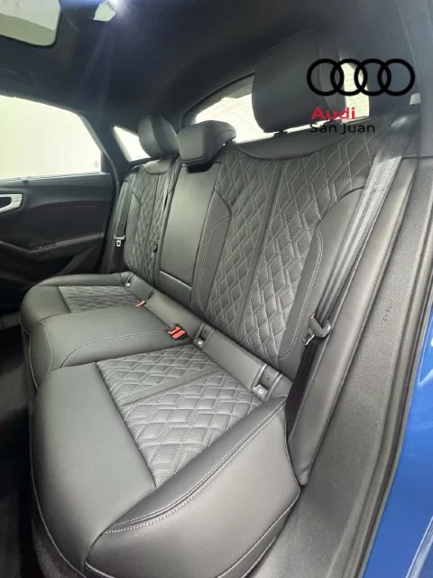 New 2026 Blue Audi 3.0T Prestige image 28