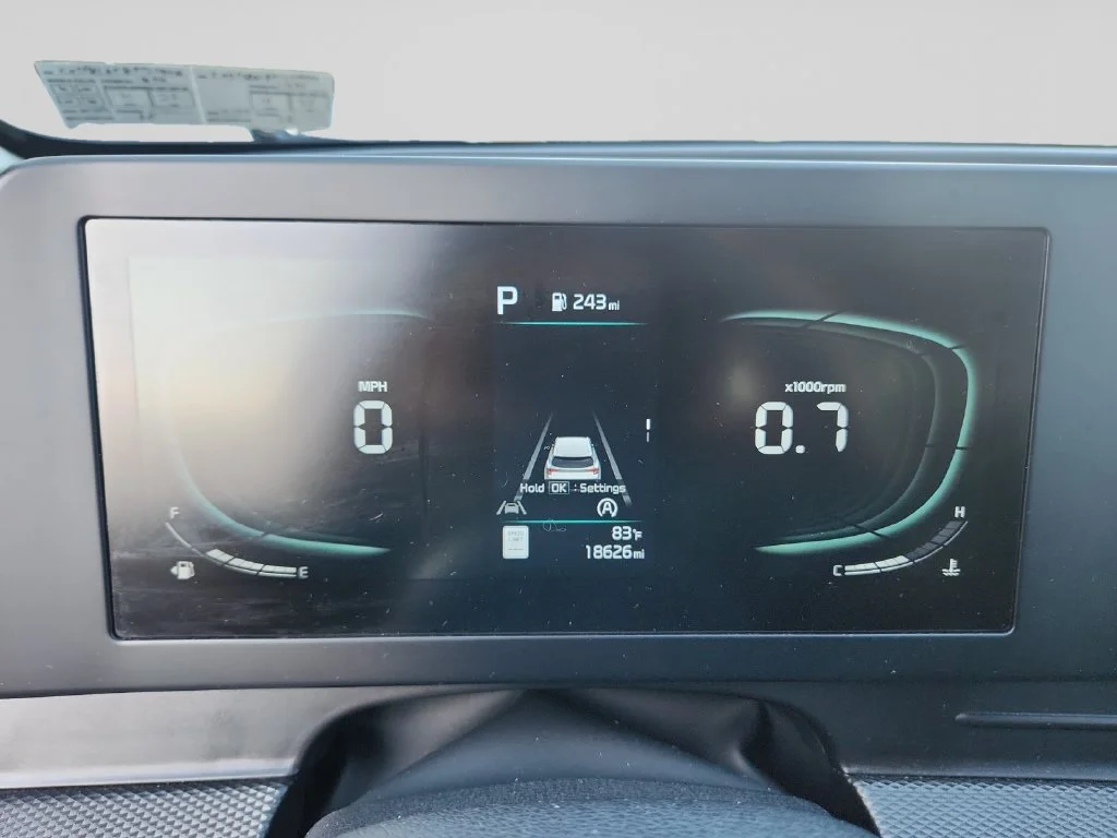 Used 2023 Black Kia LX image 14