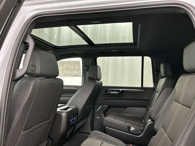 2026 Chevrolet Suburban High Country - Photo 26