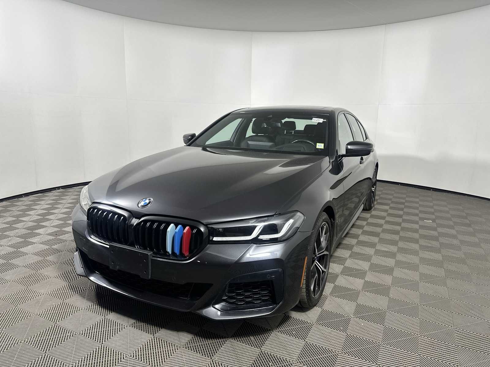 Certified Used 2023 Dark Graphite Metallic BMW 540i xDrive image 3