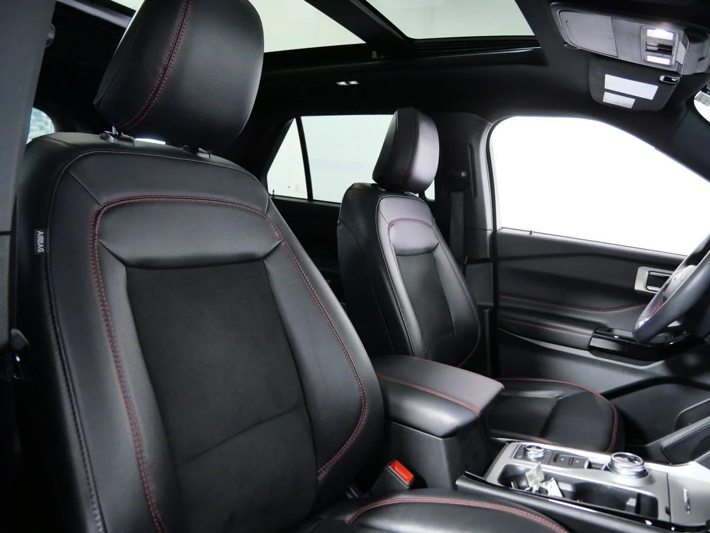 Used 2023 Blue Ford ST-Line image 12