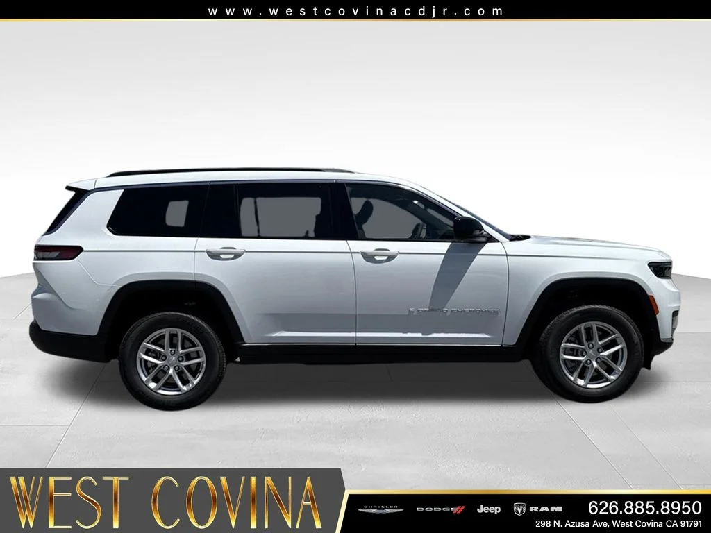 New 2026 Bright White Clearcoat Jeep Laredo image 6