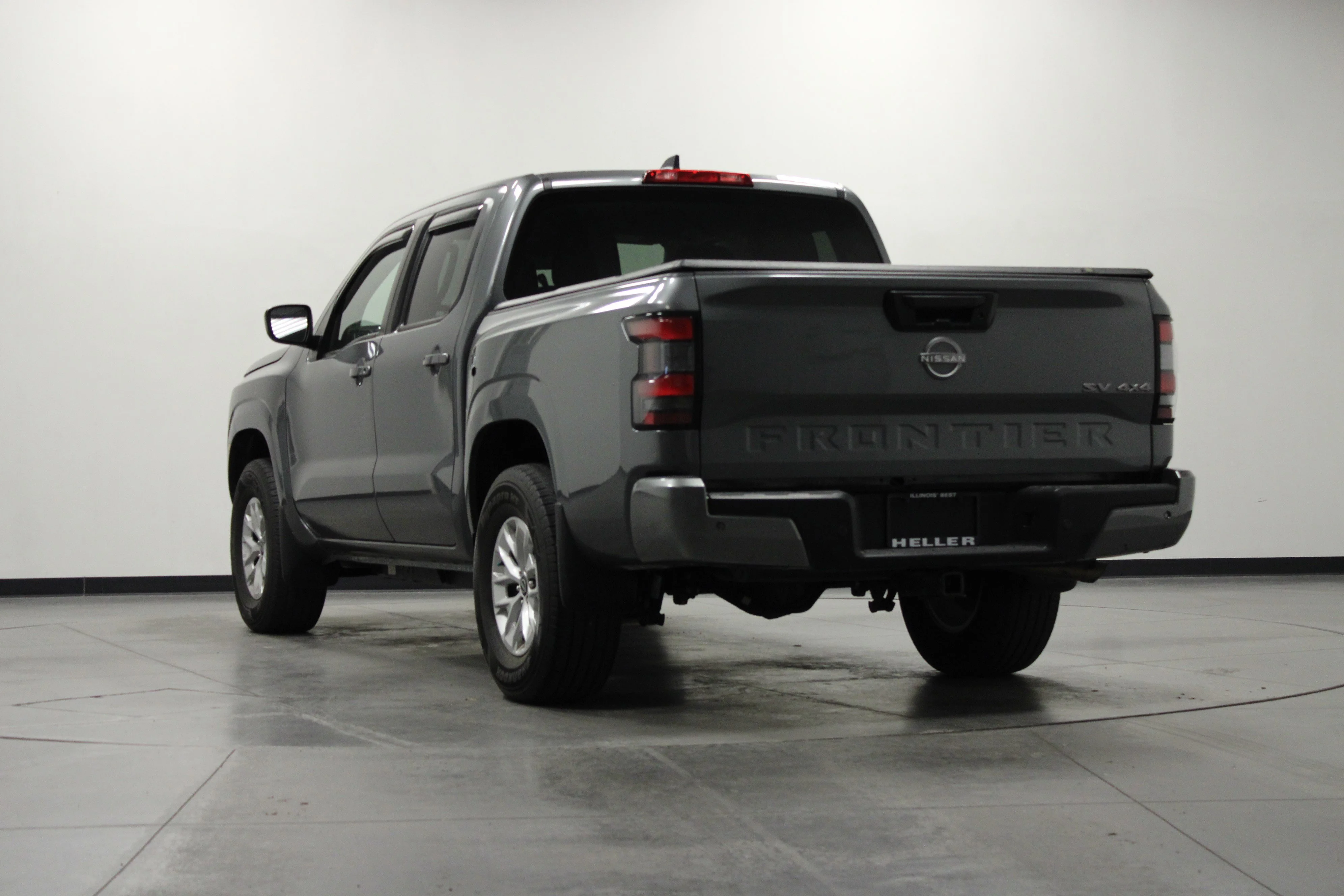 Used 2024 Gun Metallic Nissan SV image 6