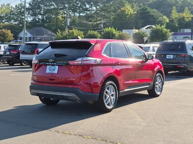Used 2024 Red Ford SEL image 13