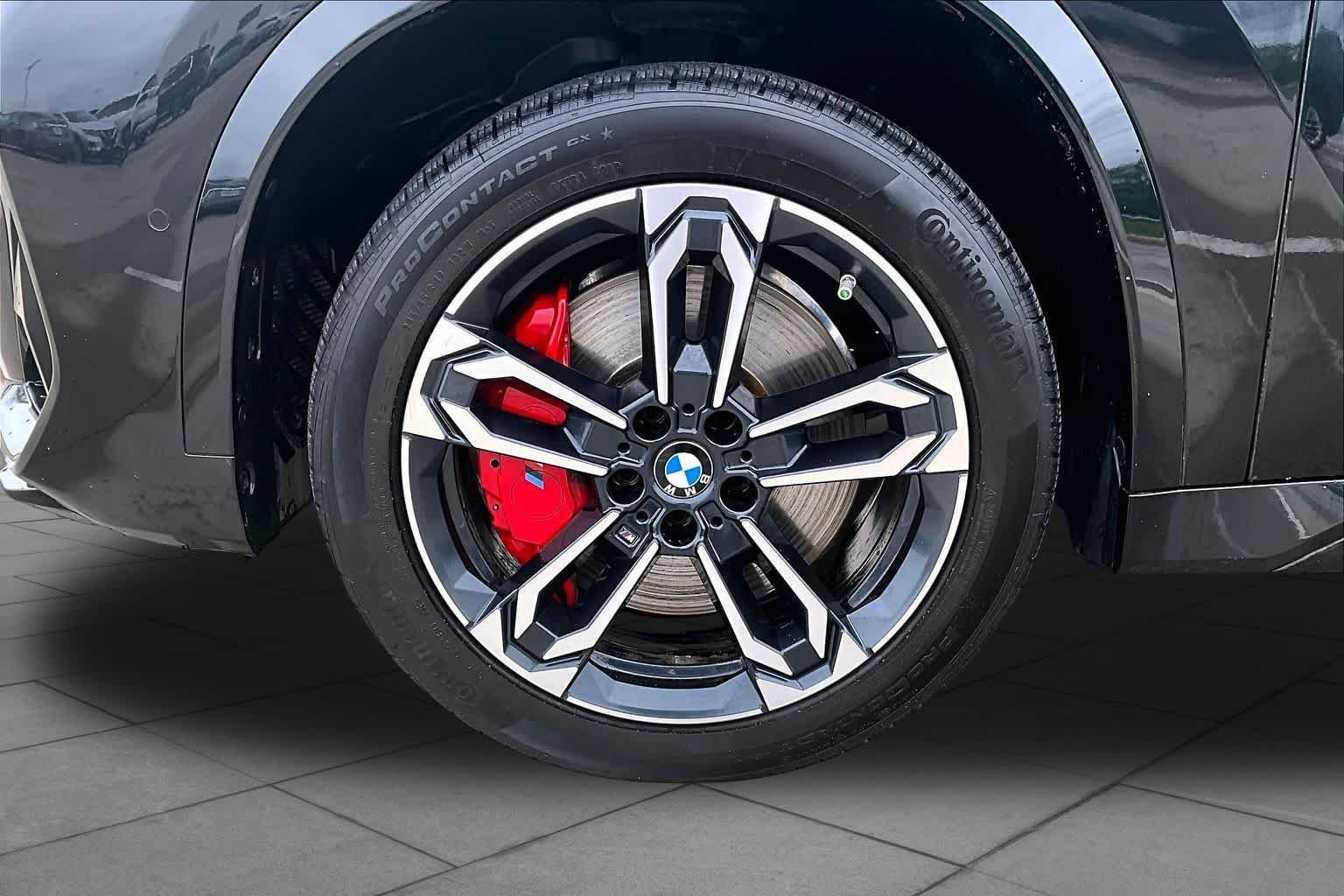 Used 2024 Black Sapphire Metallic BMW M35i image 10