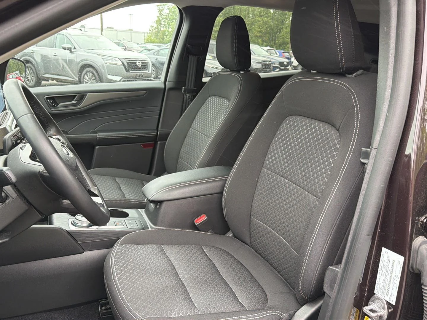 Used 2023 Cinnabar Red Ford Active image 9