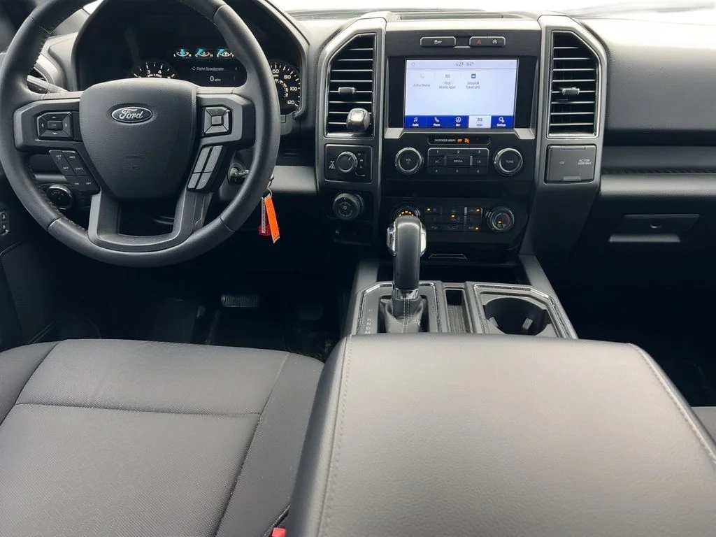 Used 2019 Black Ford XLT image 5