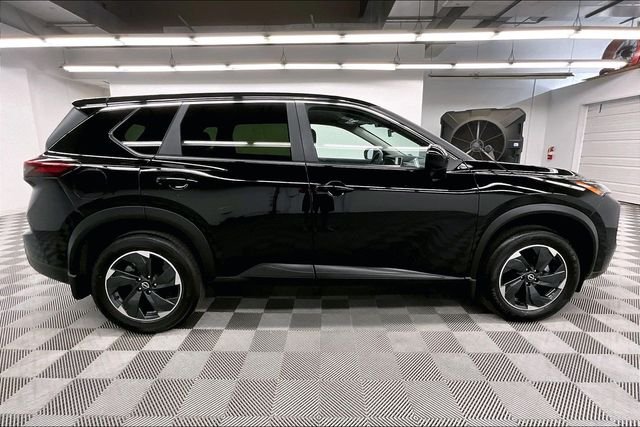 2026 Nissan Rogue SV - Photo 15