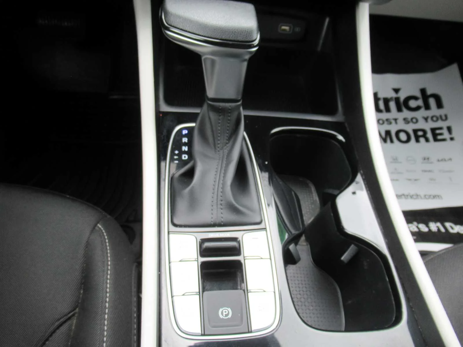 Used 2022 Quartz White Hyundai SEL image 26