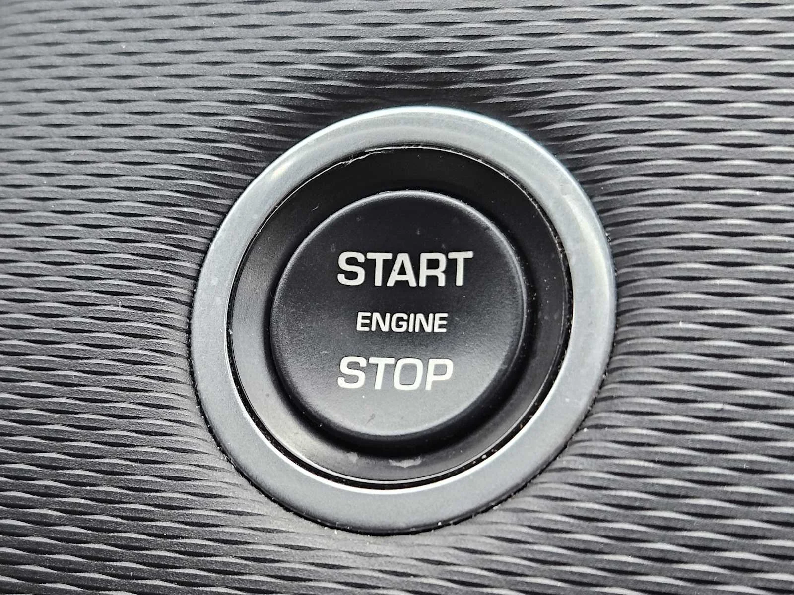 Used 2020 WHITE Land Rover S R-Dynamic image 15