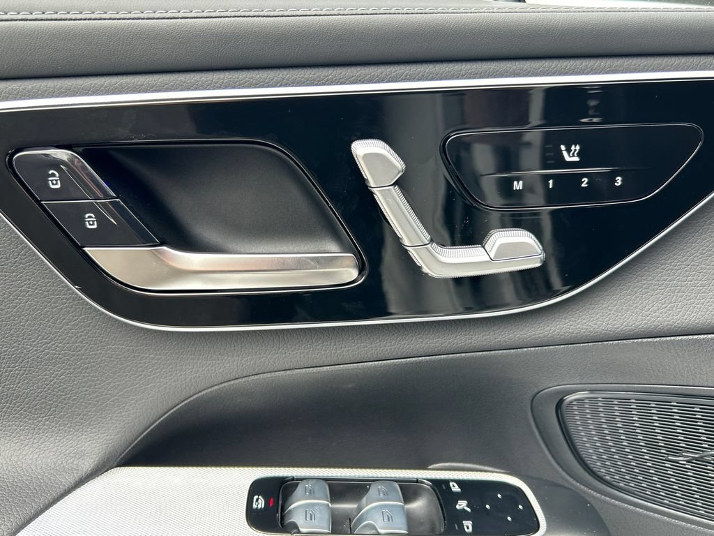 New 2026 Polar White Mercedes-Benz GLC 300 image 48