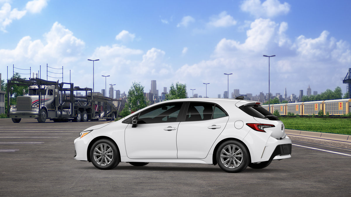 New 2026 Ice Cap Toyota SE image 5