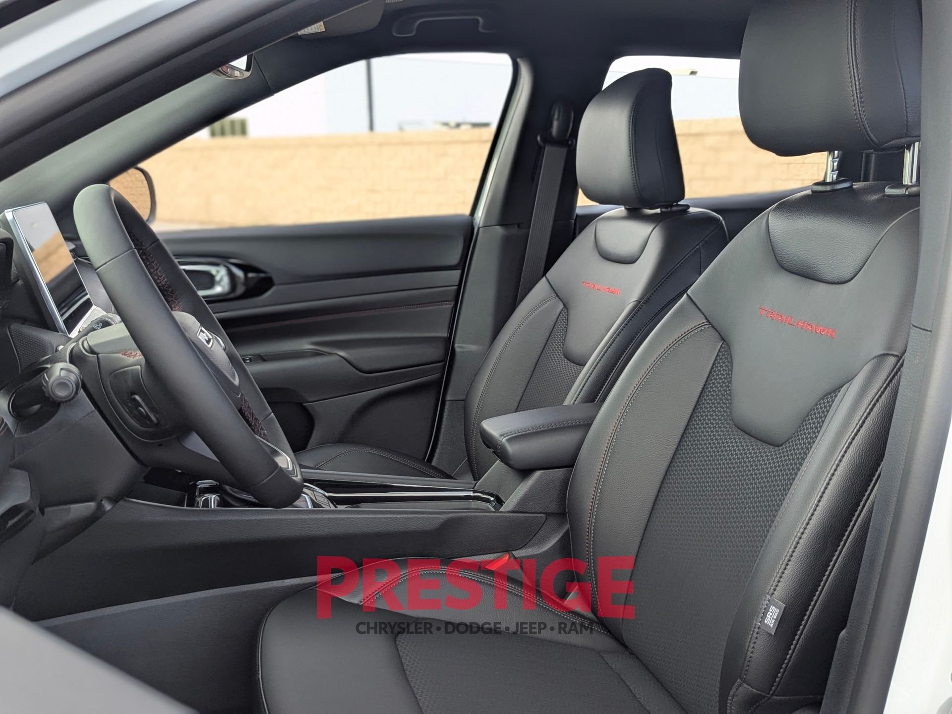 New 2026 Bright White Clear-Coat Exterior Paint Jeep Trailhawk image 19