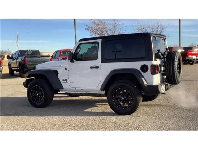 New 2026 Bright White Clear-Coat  Paint Jeep 2-DOOR SPORT image 7