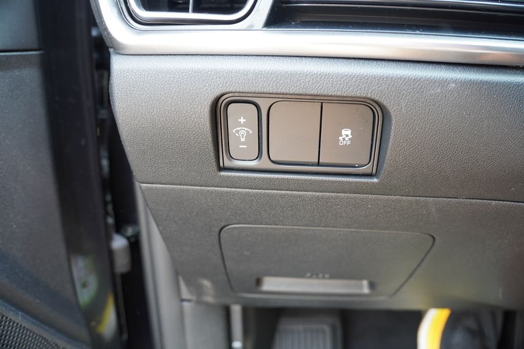 Used 2024 Gravity Gray Kia S image 25