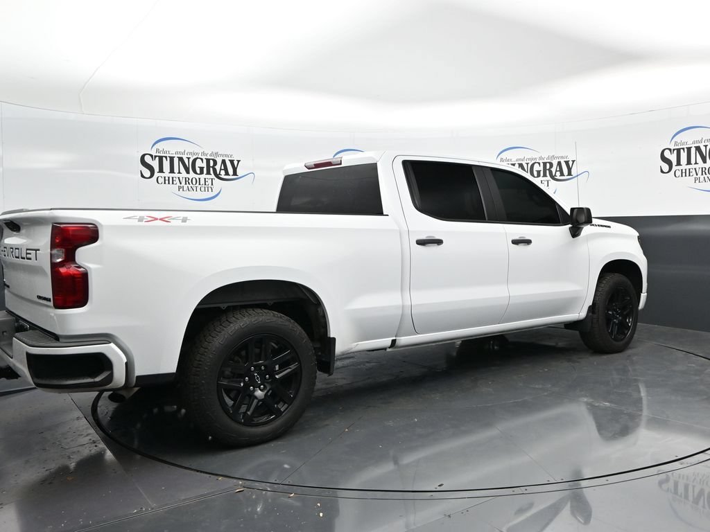 Used 2022 Summit White Chevrolet Custom image 7