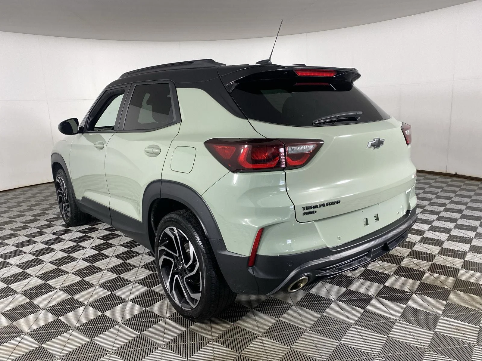 Used 2024 Cacti Green Chevrolet RS image 5